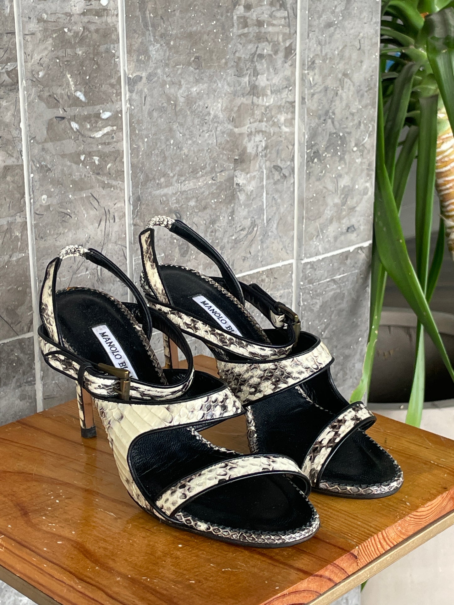 Manolo Blahnik EU38