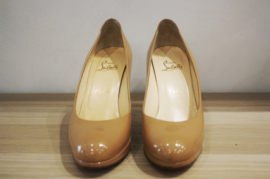 Christian Louboutin Vintage Dorissima US 8.5