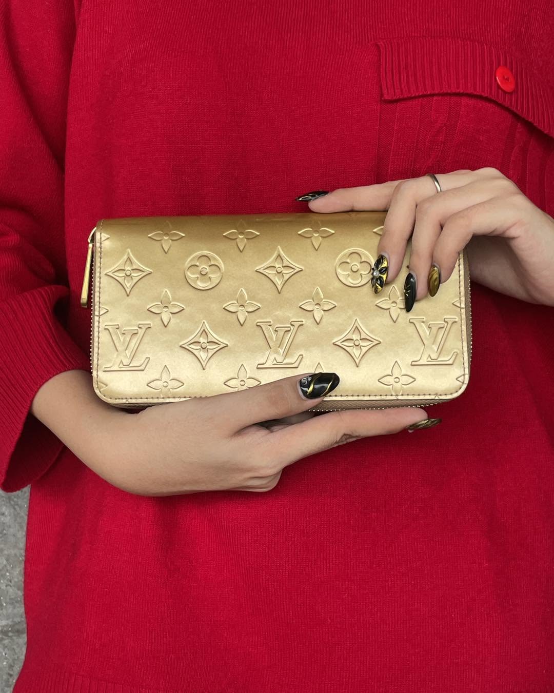 Louis Vuitton Monogram Vernis Zippy Beige Poudre