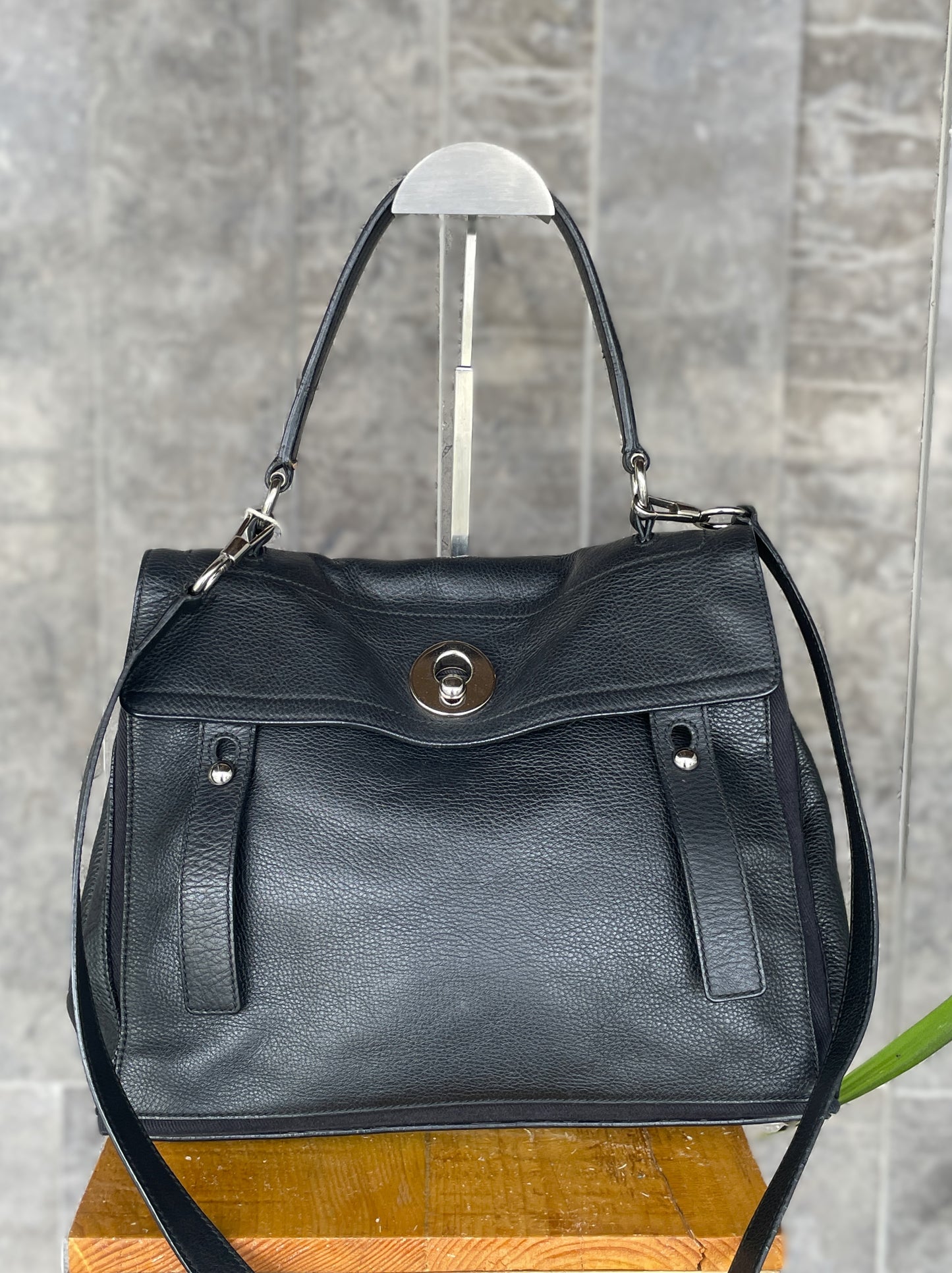 YSL Muse Two Black