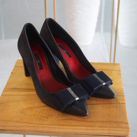 Carolina Herrera Leather and Suede Bow size 39 - Élysée