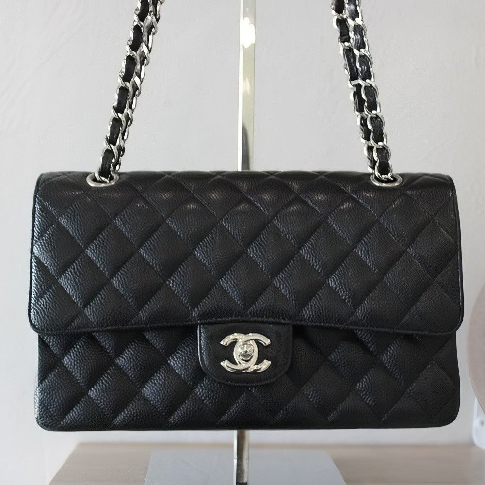 Chanel Medium Caviar Flap - Élysée
