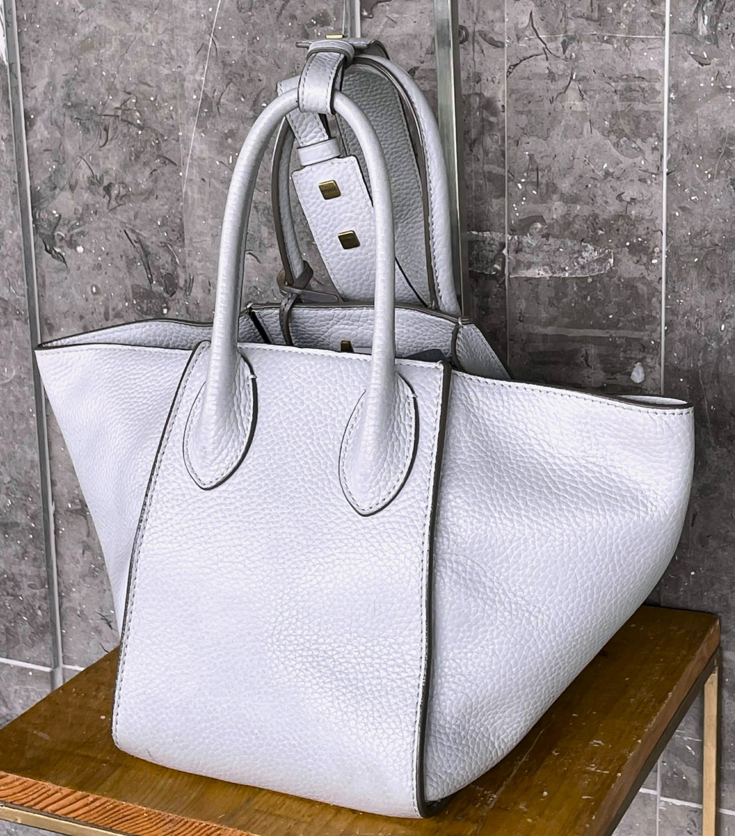 Rabeanco Top Handle Bag