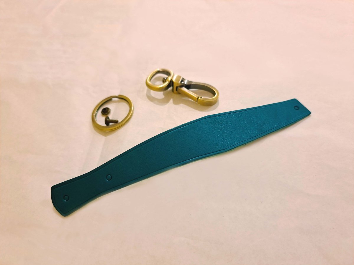 Leather Keychain - Élysée