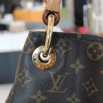 Louis Vuitton Artsy MM Hobo - Élysée