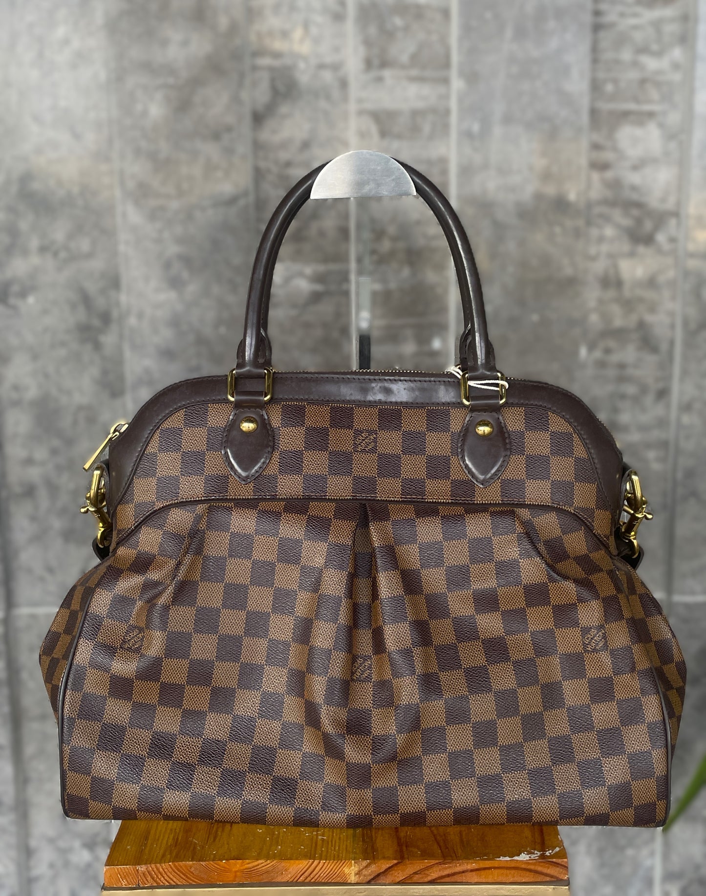 Louis Vuitton Damier Trevi