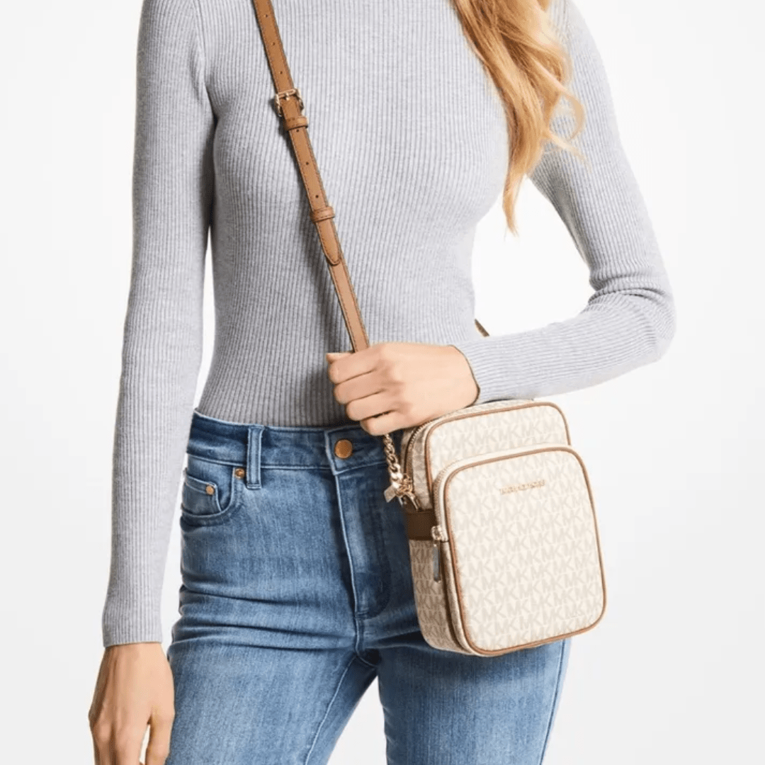 Michael Kors Jet Set Travel Medium Logo Crossbody Camera Bag - Élysée
