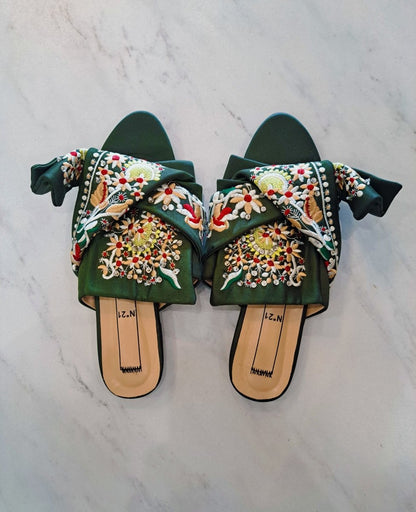 N21 Satin Embroided Knot Flats - Élysée