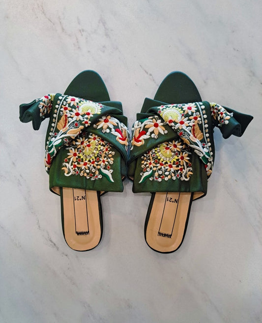 N21 Satin Embroided Knot Flats - Élysée