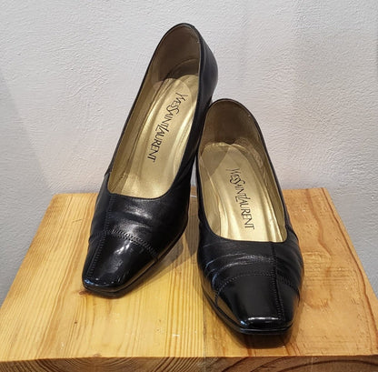 YSL Black shoes - Élysée