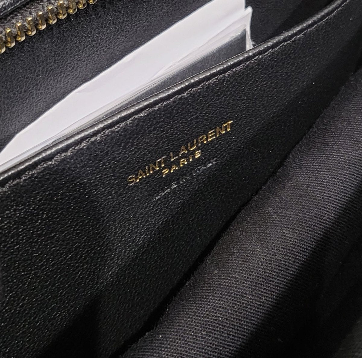 Yves Saint Laurent Cabas - Élysée